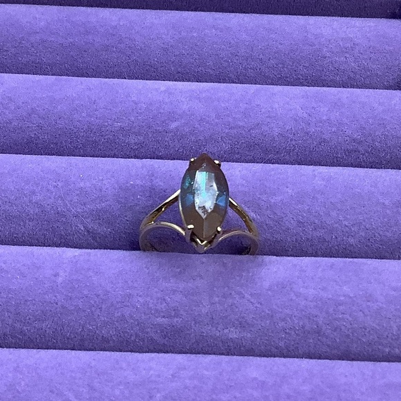 Antique Saphiret set in 10 kt gold Women's Ring size 6 - Picture 8 of 8